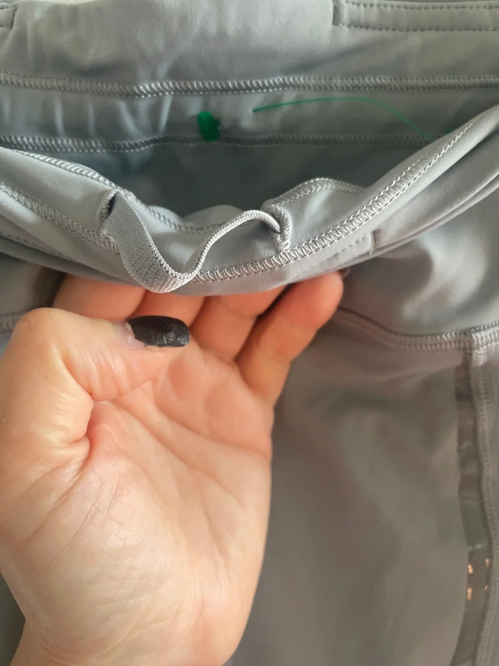 Lululemon gloss trim run supper high- rise